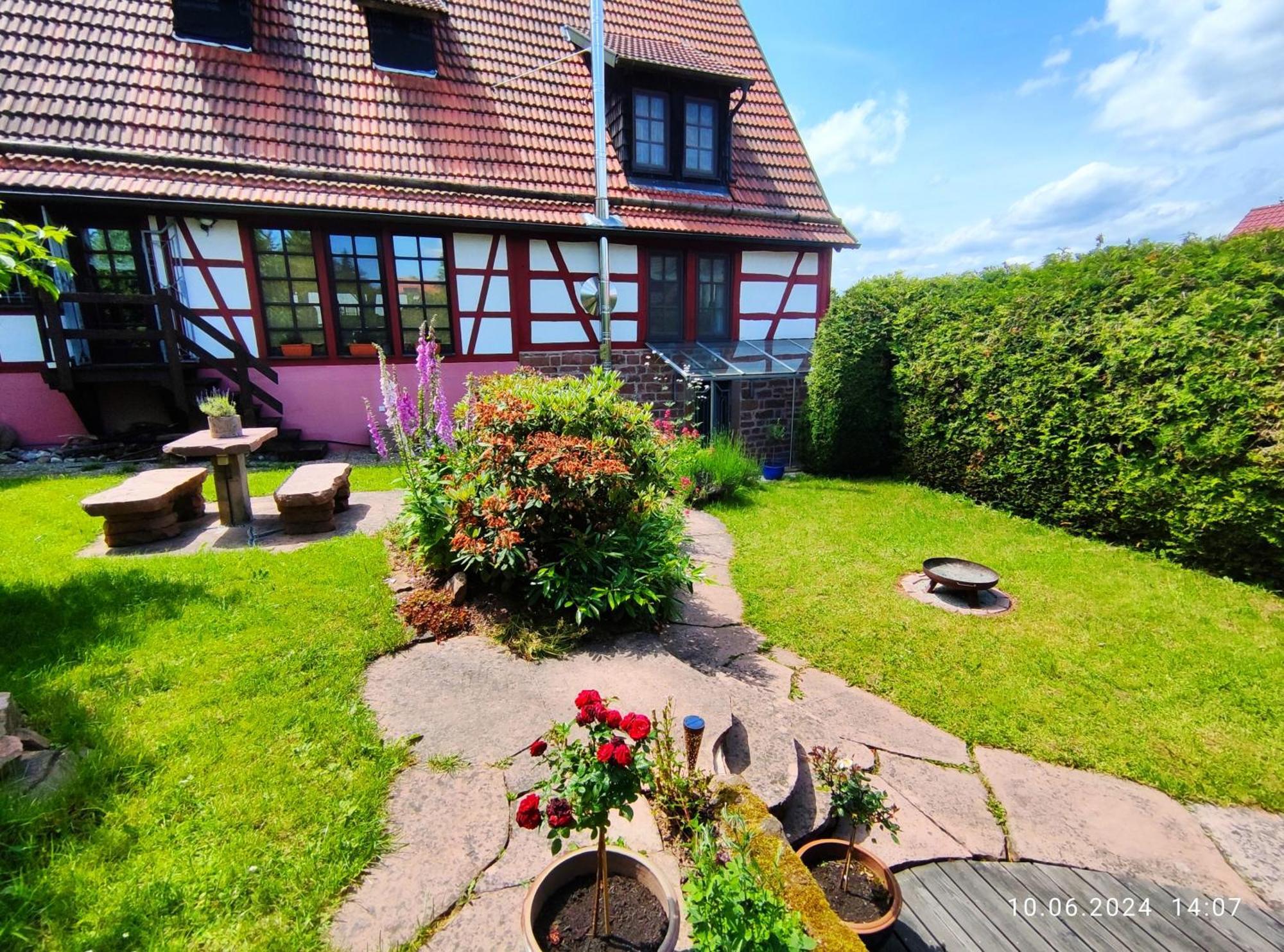 Ferienhaus Marre - Mit Grill, Feuerstelle Und Gartensauna Waldbrunn  Екстер'єр фото